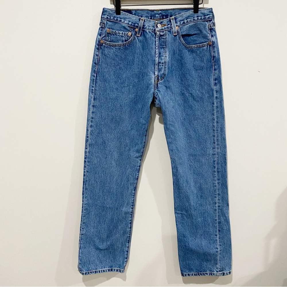 LEVI’S 501 Men’s Jeans Button Fly Size 33 x 32